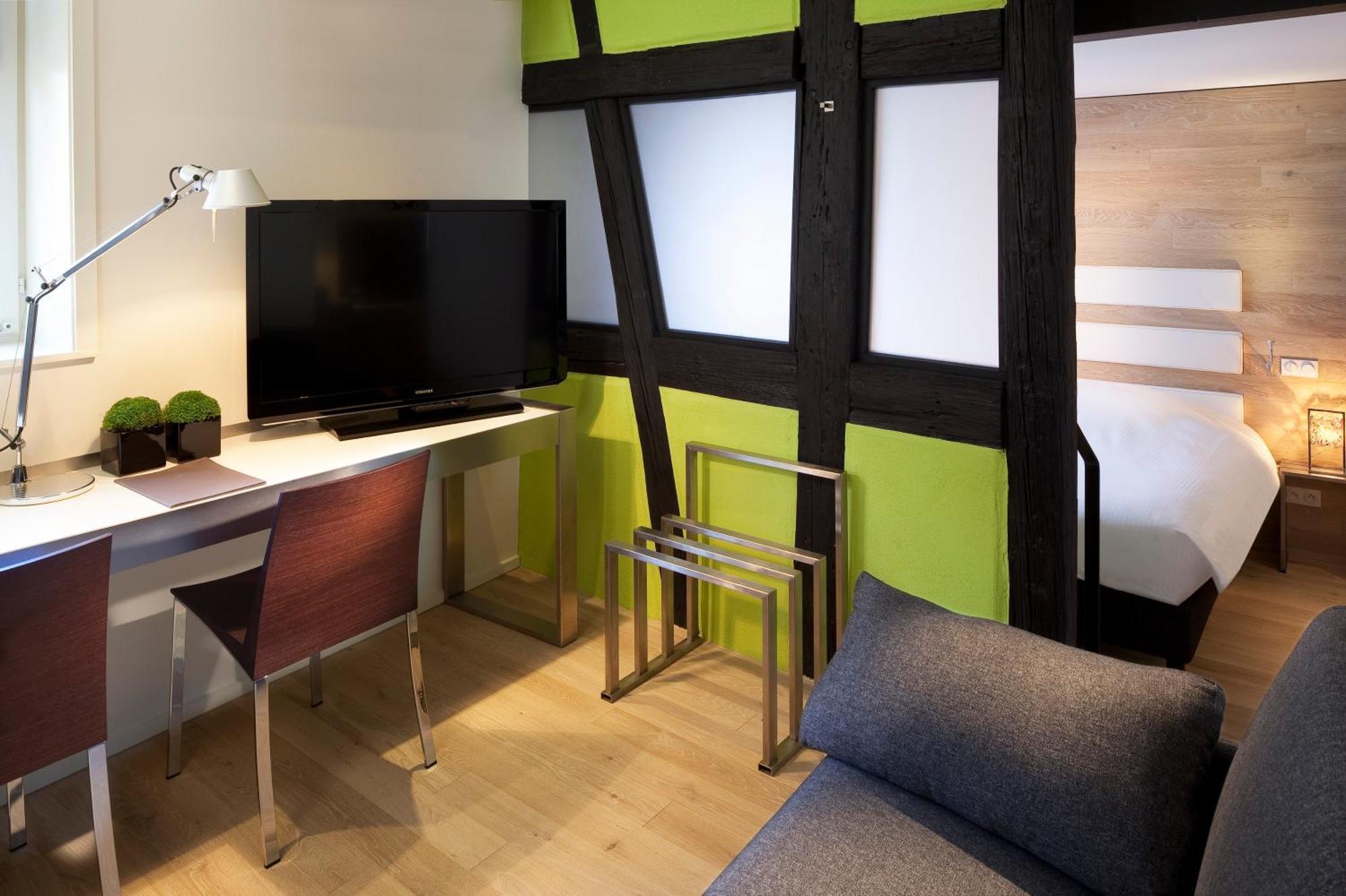 Double Suite