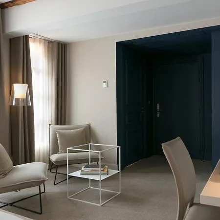 Relais & Chateaux La Maison Des Tetes-3